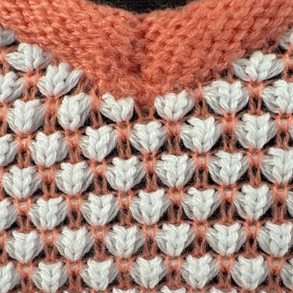 Cotton Blend V-Neck Sweater - Coral and White, L